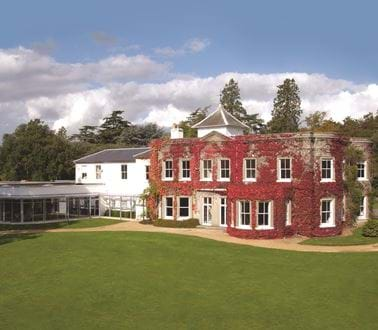 A longshot of the Roke Manor House in bloom